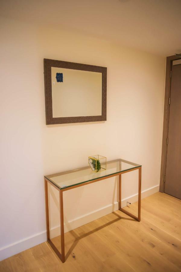 Thames View 2 Bed Apartment With Balcony Londres Exterior foto