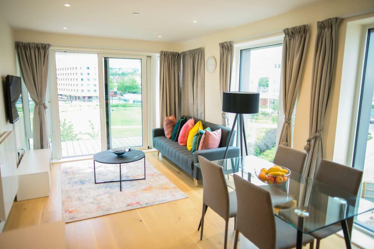Thames View 2 Bed Apartment With Balcony Londres Exterior foto